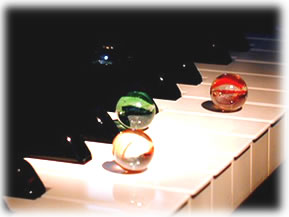 �s�A�m�ƃr�[��